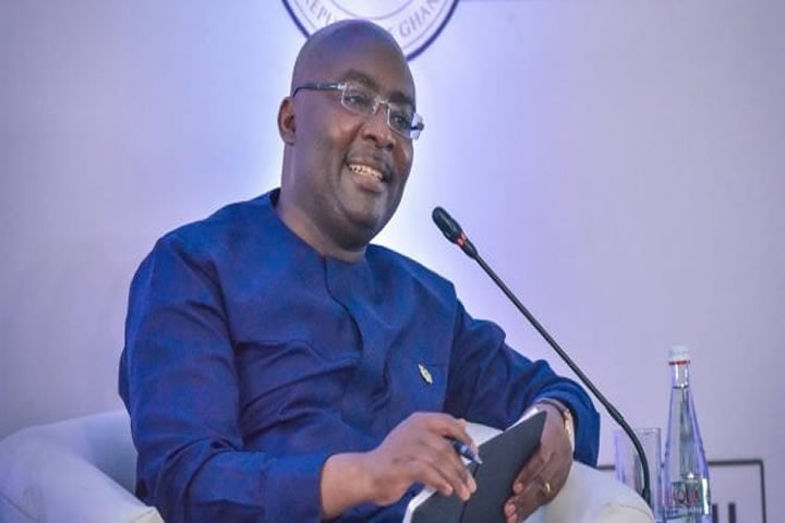 Bawumia donates GH¢2,000 each to NPP in all 34 constituencies in Greater Accra