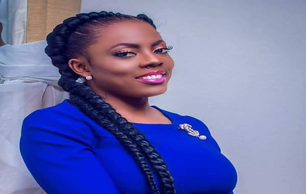 Nana Aba comes to the rescue of unemployed Legon graduate who now washes cars