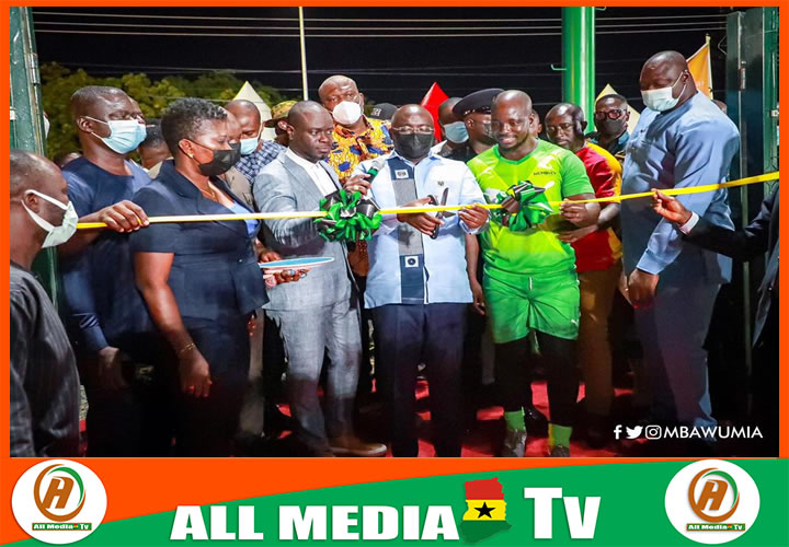 Bawumia commissions ultra-modern Adjiringanor astroturf [Photos]