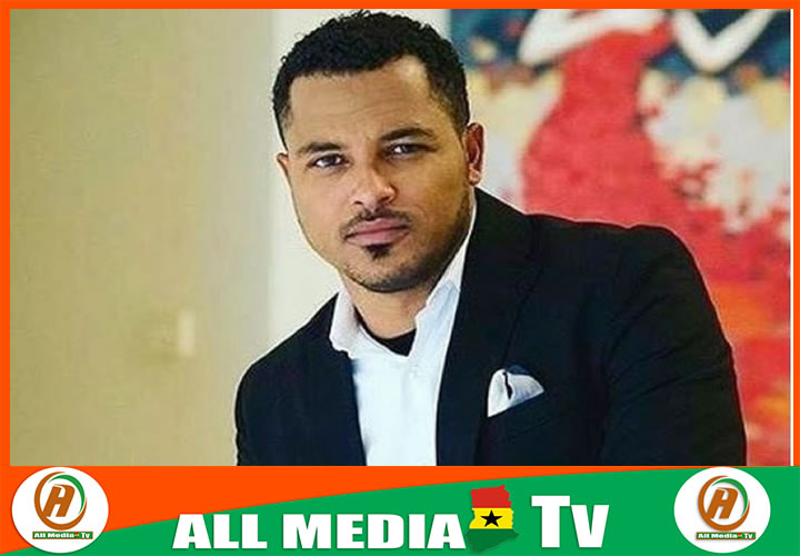 The kissing priest: Unhappy Van Vicker lashes out at authorities of St. Monica’s College of Education