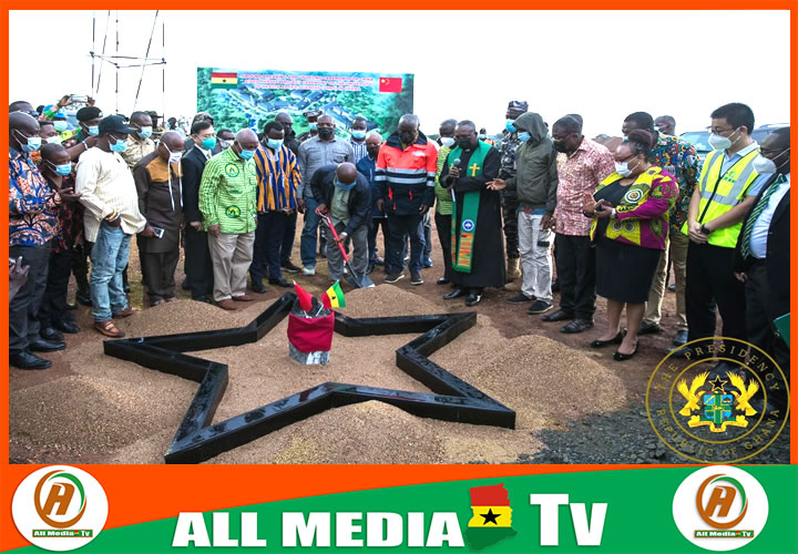 Akufo-Addo cuts sod for phase 2 of $60million UHAS expansion project in Ho