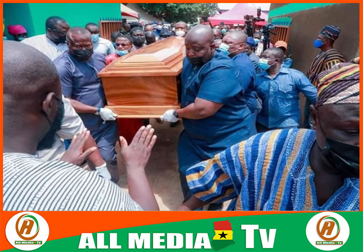 video:Bawumia’s mother laid to rest at Kperiga