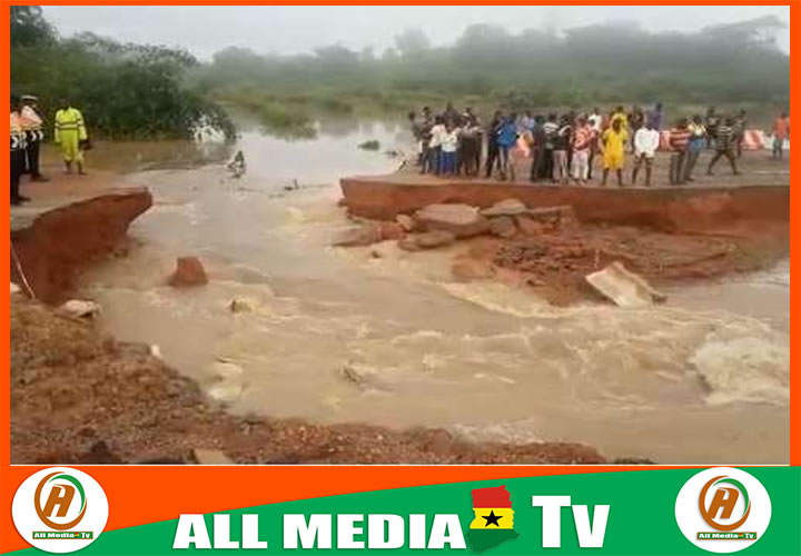 C/R: Commuters, drivers stranded as flood divides road at Akomfode