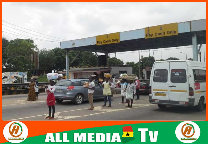 Toll booth workers jubilate over rejection of 2022 ‘agyenkwa’ budget